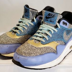 NIKE AIR MAX 1 SE 881101-001 WOMEN'S RUNNING SHOES